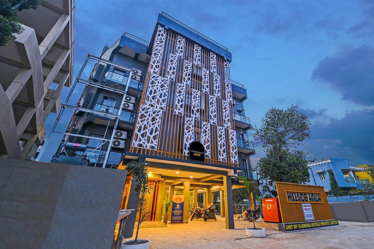 Super Townhouse Oak Hillside Aqua Hotel Khandagiri Exterior foto