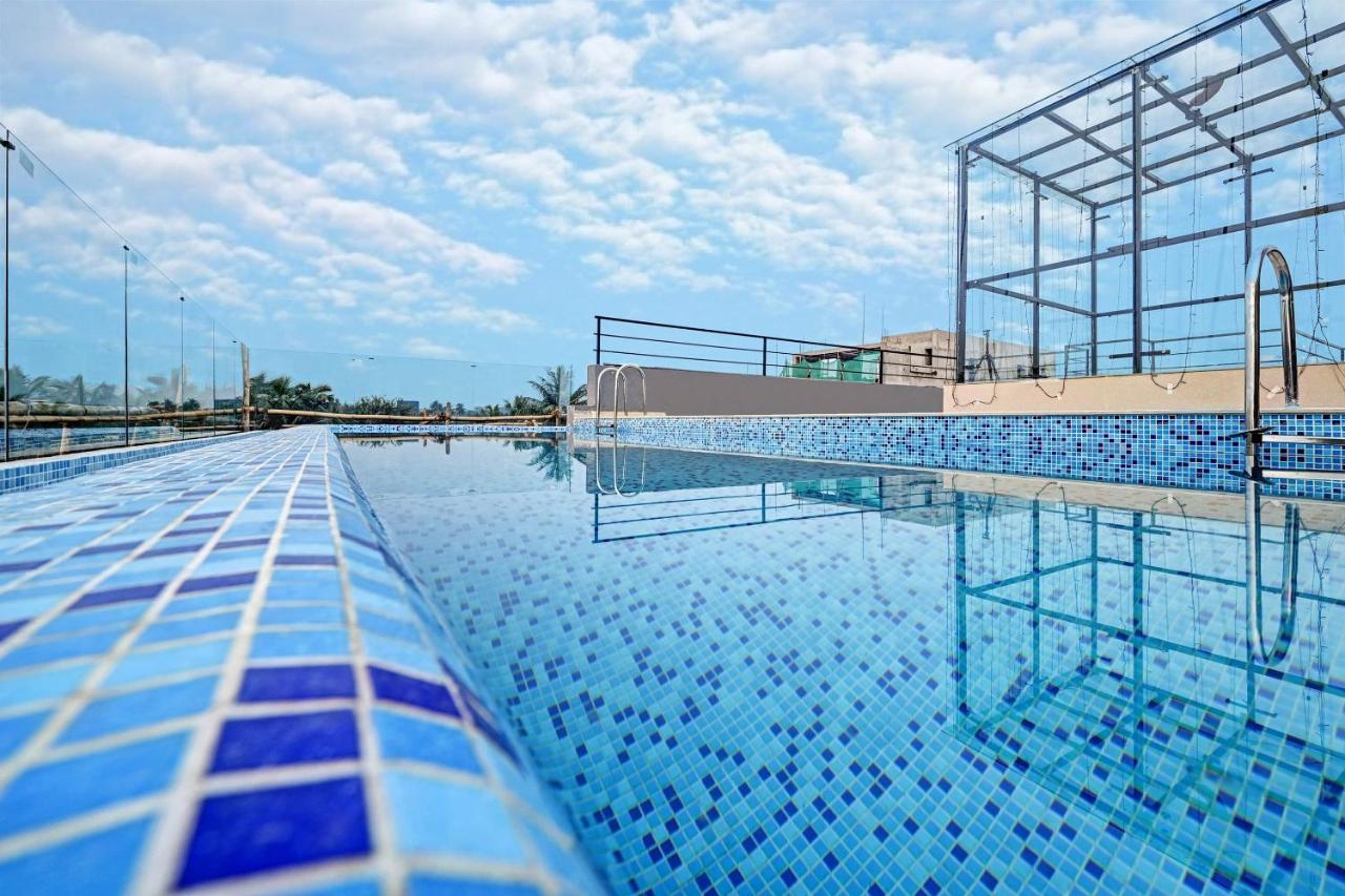 Super Townhouse Oak Hillside Aqua Hotel Khandagiri Exterior foto